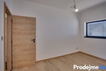 Prodej rodinného domu 3+kk, 81m2 - Hevlín, ev.č. 100030 - 16