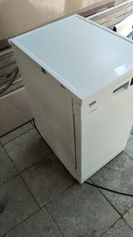 Myčka Beko - 16