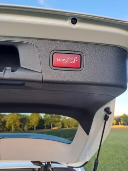 Mercedes Benz GLC 220D 4Matic, 9 st. automat, servisovaný - 16