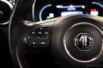 MG ZS 1.5 78kW 75tkm Panorama Man. LED - záruka Autodraft - 16