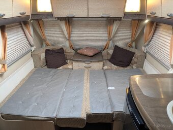 SWIFT STERLING ECCLES 90 RUBY,MOVER,VELKÁ KOUPELNA A POSTEL - 16