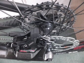 GT Sensor  Carbon 2024 - 16