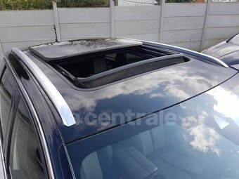 PEUGEOT 3008 II (2) 1.6 HYbrid4 300 GT E-EAT8 03/2021 - 16
