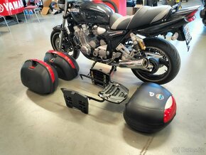 Yamaha XJR 1300 - 16