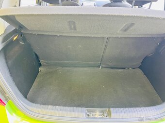 HYUNDAI i20 1.2 i BENZÍN NAJETO JEN 43 TIS KM - 16