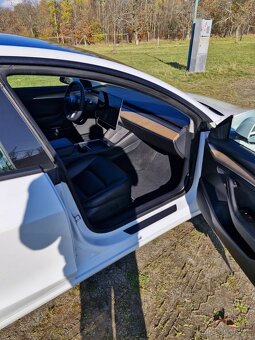 Tesla model 3 Refresch Long Range 09/2021 - 16