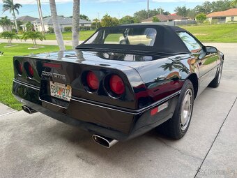 1986 chevrolet corvette c4 official pace car - 16