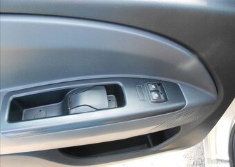 Fiat Dobló 1,6 Multijet 77 kW Life CZ nafta - 16