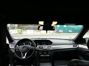 Mercedes-Benz E220 BlueTec 125kW 9G,Stav - 16