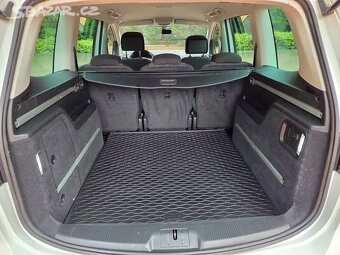 Alhambra 2.0TDI/110kW DSG,Style,2019,DPH,kam,navi - 16