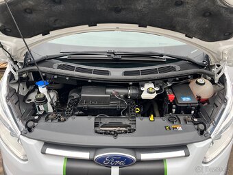 Ford Transit Custom 2.2TDCi 92kw - L2 6míst - tažné zařízení - 16