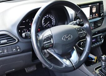 Hyundai i30 1.6CRDi 85kW STYLE ČR - 16