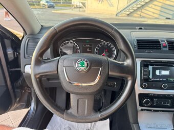 Škoda Octavia 2011 - 16