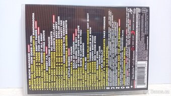 MUSIK LADEN - 16