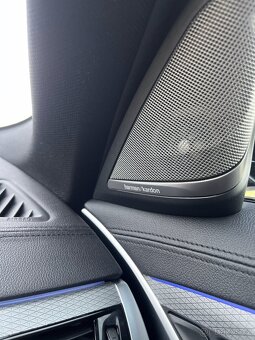 Bmw 540i G30 - 16