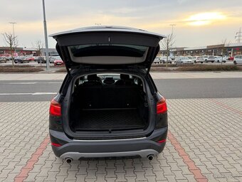 BMW X1 xDrive 20d 140kw ČR - 16