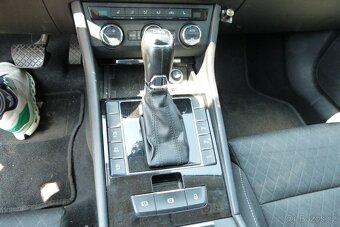Škoda Superb 2.0 Tdi 140 kw DSG - 16