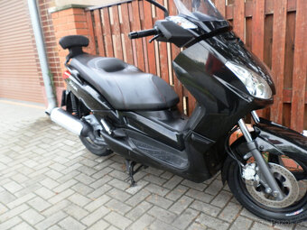 Yamaha X-Max 125 (2009) - 16