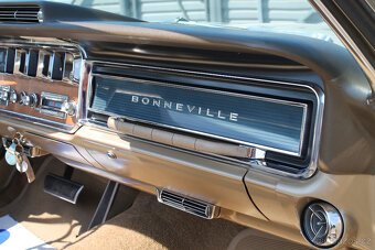 1966 Pontiac Bonneville Convertible 389 V8 - 16