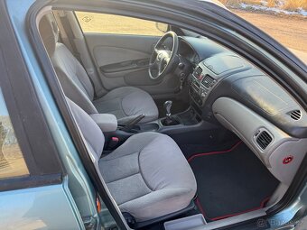 Nissan Almera - 16
