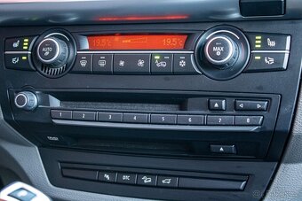 BMW X5 xDrive30d - 16
