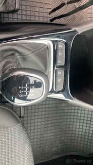 Opel Crossland (X) - 16