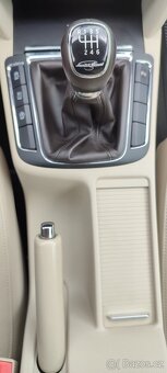 Škoda Superb 2.0 TDI 125 kW - 16