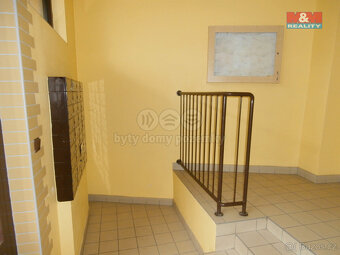 Pronájem bytu 1+1, 30 m², Ostrava, ul. Jičínská - 16