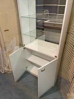 Kovové regály vybavení prodejny - 16