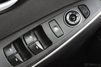 Hyundai i30 1,6 CRDi ČR,VÝHŘEVY,DPH,2014 - 16