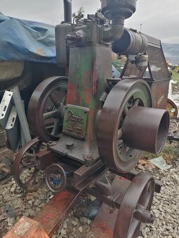 Velký stabilní motor Slavia Diesel - 16