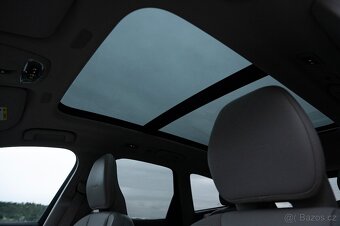 Volvo XC60 T8 Twin Engine 288kW,Inscription,AWD,ČR,Servis - 16