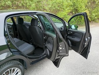 FIAT GRANDE PUNTO EVO  1.4i-8V  /57 kW/. - 16