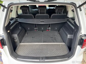 Volkswagen Touran 1,5 TSI/110kW DSG R-Line 7míst - 16