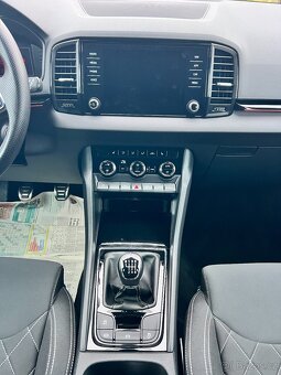 ► ŠKODA KAROQ 2.0 TDI 110KW SPORTLINE VIRTUAL-KAMERA-ACC 19 - 16