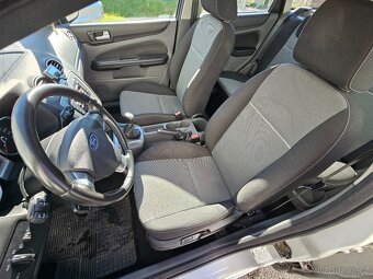 Ford Focus 1.6i 74kw, 2011, DPH - 16