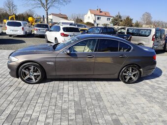 BMW Řada 5, 550I XDRIVE - 16