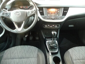 Opel Crossland X 1.2i 81kw Inovation po 1.majiteli - 16