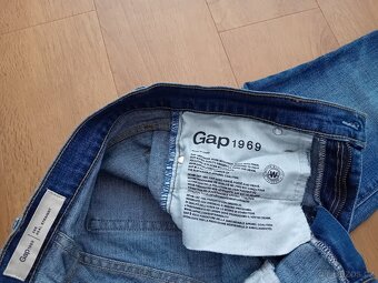 GAP dámské džíny Real Straight vel. M - 16