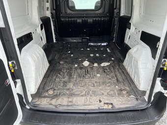 Fiat Doblo Cargo XL 1.6 MTJ, 77kw, CZ, DPH, 1.MAJ - 16