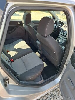 Ford Focus 2 combi 2.0 nafta 100 kw - 16