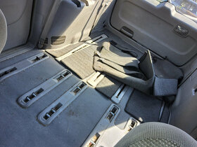 KIA Carnival III 2,9CRDI 2007 MOTOR OK, DILY z AUTA - 16