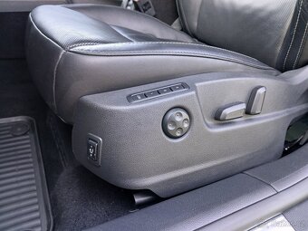 Škoda Superb 2.0 TDI 125 kW 4x4 DSG Business - 16