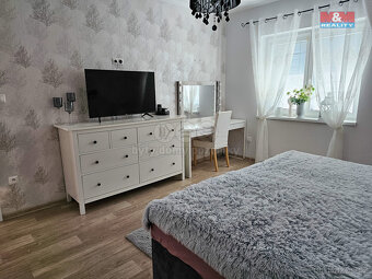 Prodej rodinných domů 5+1 a 2+1, 250 m², Bolatice - 16