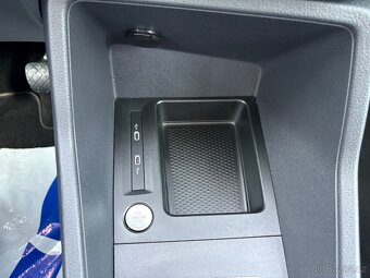 Ford Tourneo Connect 2.0 Ecoblue 90KW 1.majCZ Zár. 5le DPH - 16