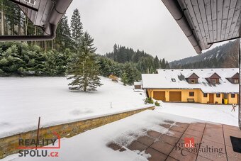 Prodej, komerční/ubytování, 753 m2, Střmenské podhradí 132,  - 16