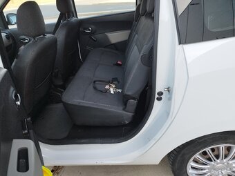 DACIA LODGY 1.6i, 2013, 1.majitel , koupeno ČR - 16