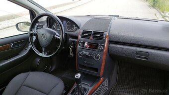 Mercedes A180 ELEGANCE jen 117000km - 16