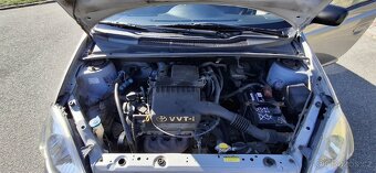 TOYOTA YARIS 1.0 VVTi 48kW - NOVÁ STK - HEZKÉ AUTO - 16