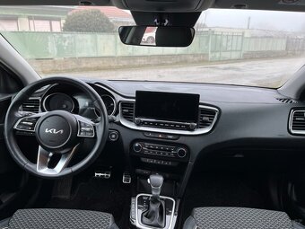 Kia Ceed SW 1.5 T-GDI - 16